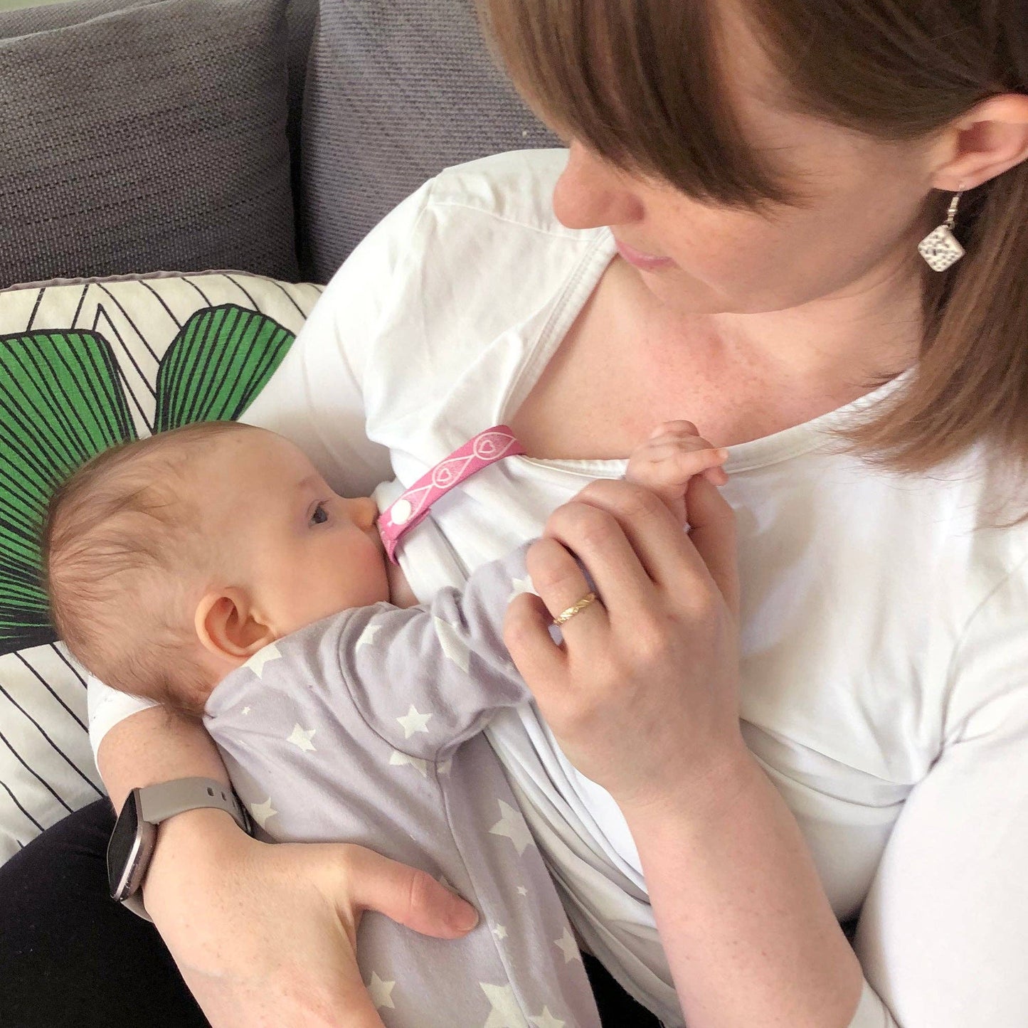 Blush Pink Liquid Gold Breastfeeding Clothing Clip