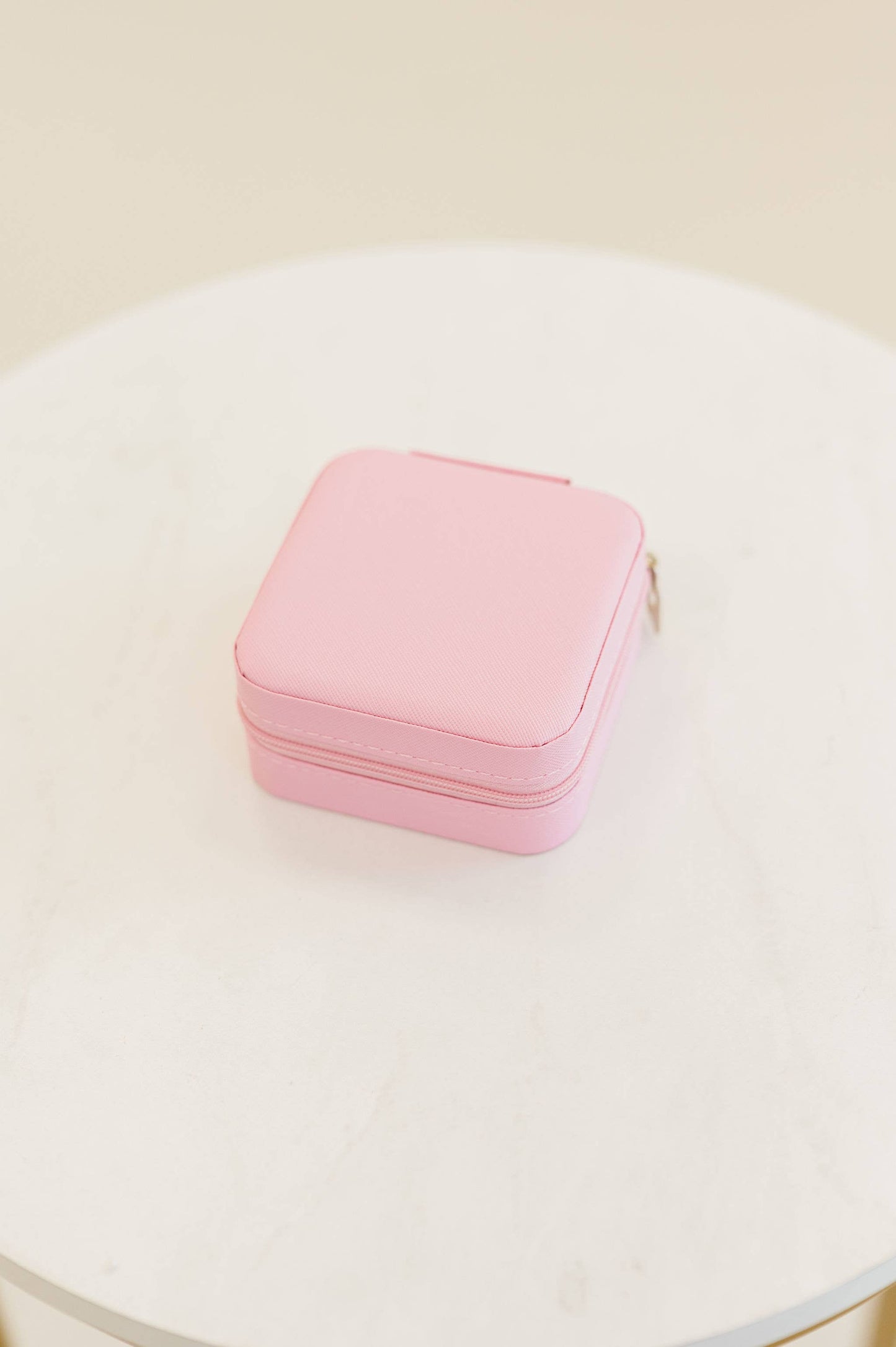 KRISTEN JEWELRY TRAVEL CASE BOX ORGANIZER: Ivory